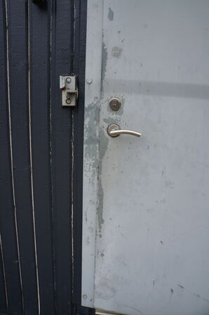 Skurvogn med kontorinventar