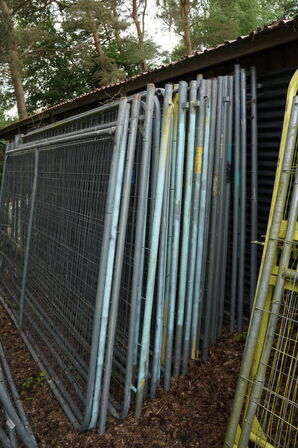 Stort parti byggehegn