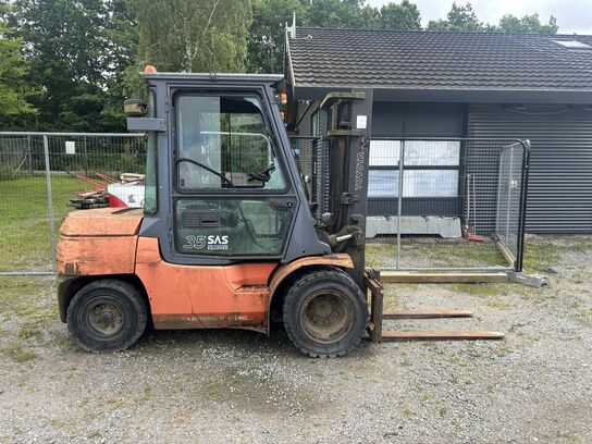 Dieseltruck TOYOTA 42-7FD53