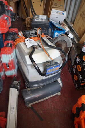 Gulvvasker NILFISK  CA340