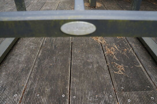 Diverse havemøbler, grill, m.v.