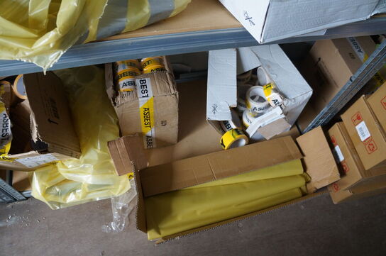 Stort parti tape, poser, m.v.