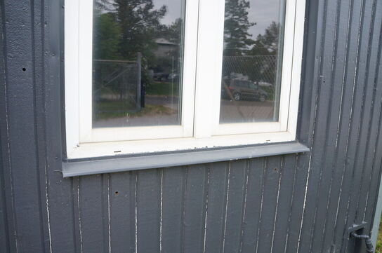 Skurvogn med kontorinventar