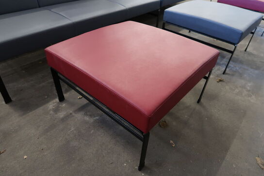 Loungesofa m. 3 stk. puf KINNARPS