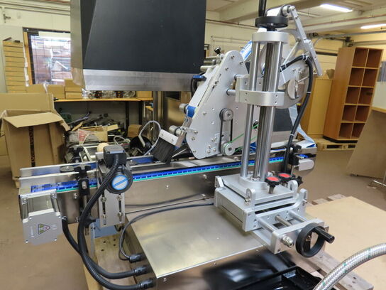 Flad label maskine