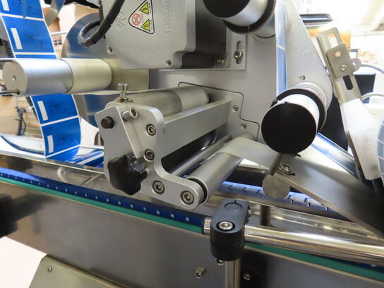 Flad label maskine