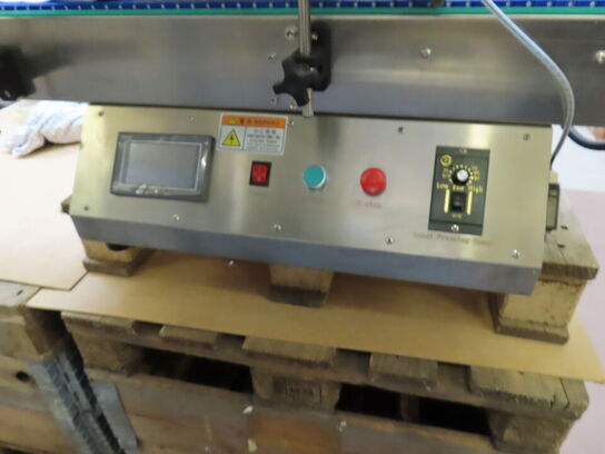 Flad label maskine