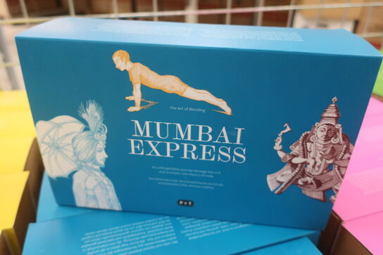 32 ks. ass. PAPER & TEA te (fra 200-280g pr. kasse)