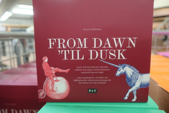 40 ks. ass. PAPER & TEA te (fra 100-210g pr. kasse)