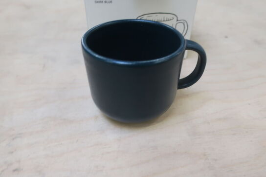 33 stk. PAPER & TEA Stentøjskopper + 8 stk. stentøjskander