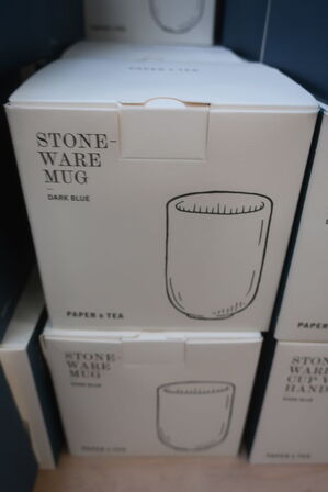 33 stk. PAPER & TEA Stentøjskopper + 8 stk. stentøjskander