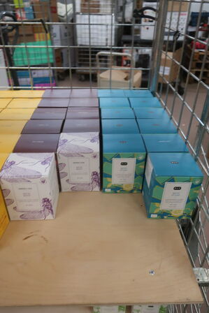 72 ks. á 15 tebreve - 8 varianter