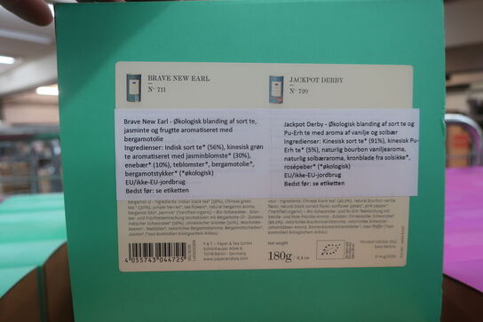 40 ks. ass. PAPER & TEA te (fra 100-210g pr. kasse)