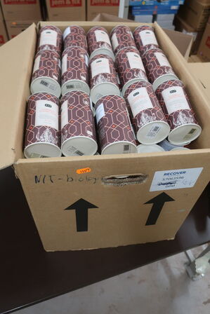 84 dåser á 90g - 4 varianter