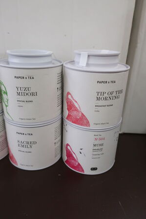 8 dåser á 80g - 8 varianter