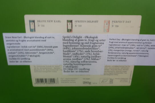 32 ks. ass. PAPER & TEA te (fra 210-290g pr. kasse)