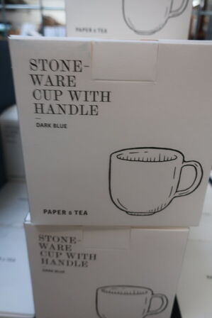 33 stk. PAPER & TEA Stentøjskopper + 8 stk. stentøjskander