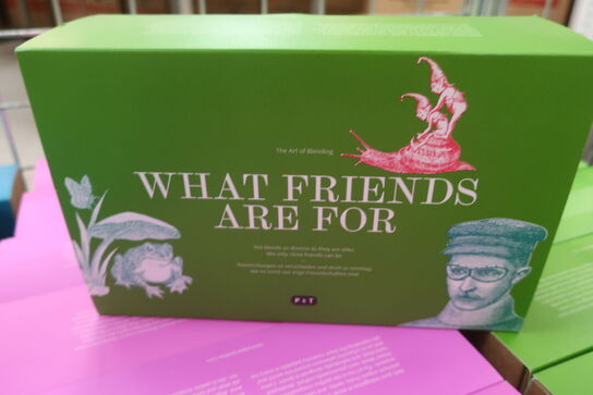 32 ks. ass. PAPER & TEA te (fra 200-280g pr. kasse)