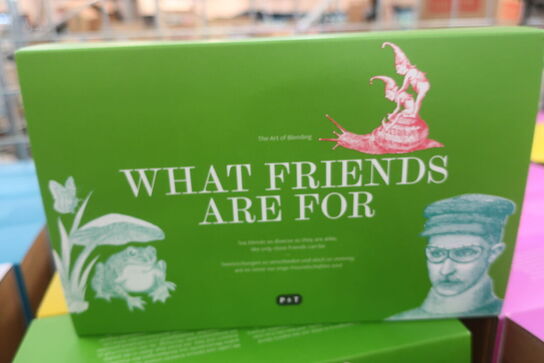 32 ks. ass. PAPER & TEA te (fra 210-290g pr. kasse)