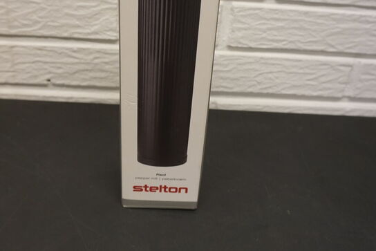 2 stk. peberkværne STELTON