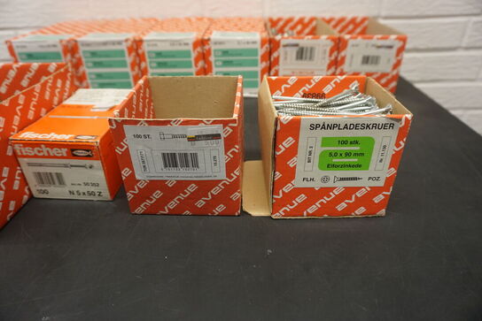 Diverse bolte skruer m.v.