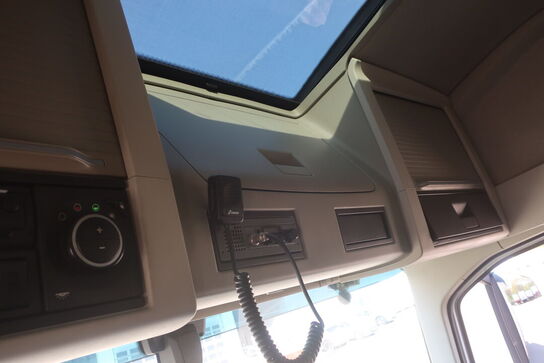 Lastbil VOLVO FH 240