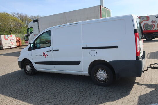 Varebil TOYOTA ProAce 2.0 128 hk L2H1