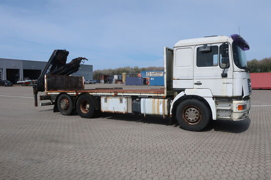 Lastbil m. kran MAN FE-360A