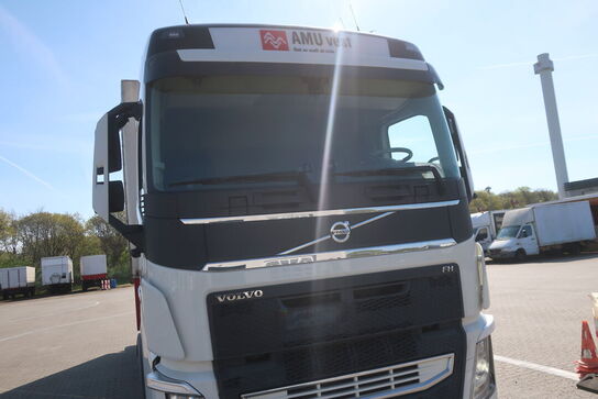 Lastbil VOLVO FH 240