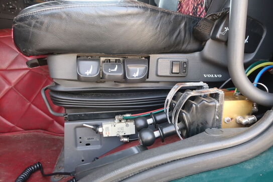 Lastbil m. kran VOLVO FMX