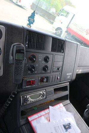 Lastbil m. kran MAN FE-360A