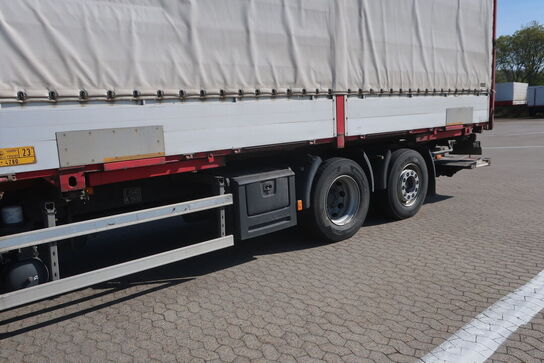 Lastbil VOLVO FH 240