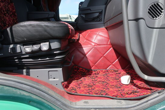 Lastbil m. kran VOLVO FMX