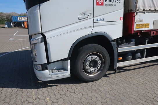 Lastbil VOLVO FH 240