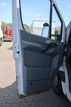 Varebil MERCEDES Sprinter 318 CDI
