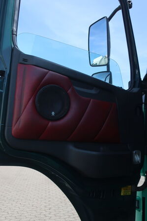 Lastbil m. kran VOLVO FMX