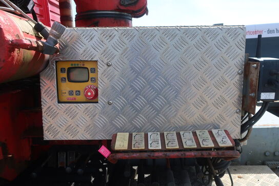 Lastbil m. kran VOLVO FM12