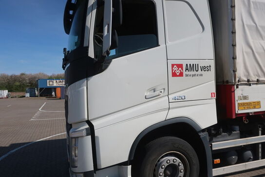 Lastbil VOLVO FH 240