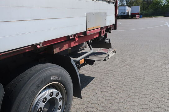 Lastbil VOLVO FH 240