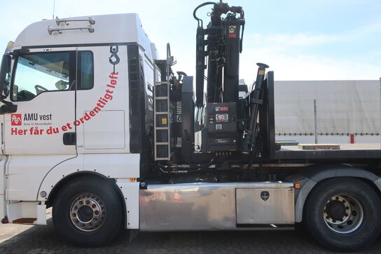 Lastbil m. kran MAN TG.35 8X4-4-BL