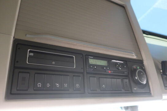 Lastbil VOLVO FH 240