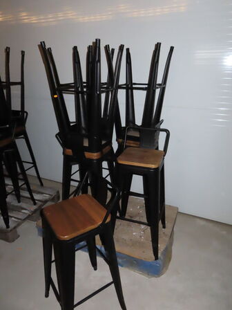 8 stk. barstole fra restaurant