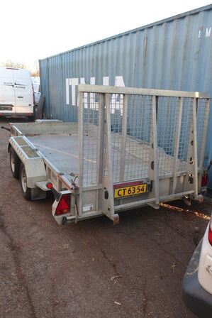 Trailer NUGENT P3718H