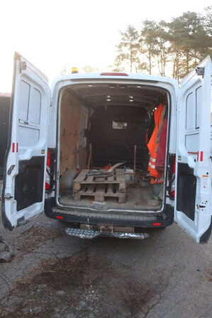 Varebil FORD Transit 2.0TDCi 170hk