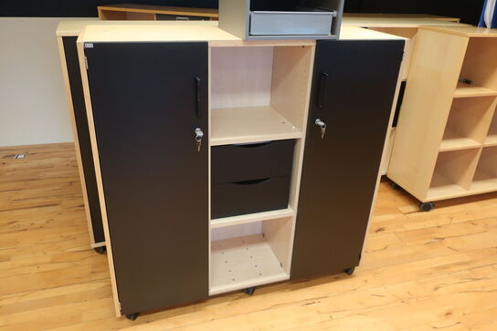 3 stk. reoler/skabe EFG, HOLMRIS m.fl.