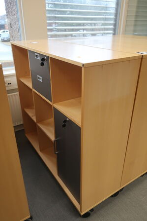 2 stk. reoler HOLMRIS