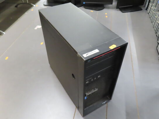 Workstation P300 - LENOVO