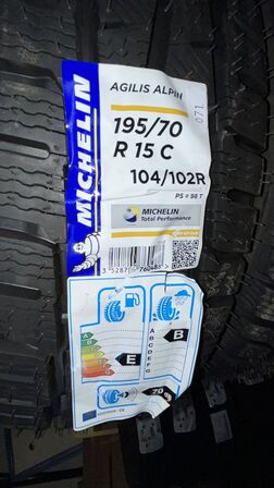 2 Stk. Dæk MICHELIN - 195/70 R 15 C 104/102R