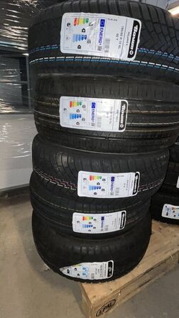 10 Stk. Dæk BARUM, Assorterede