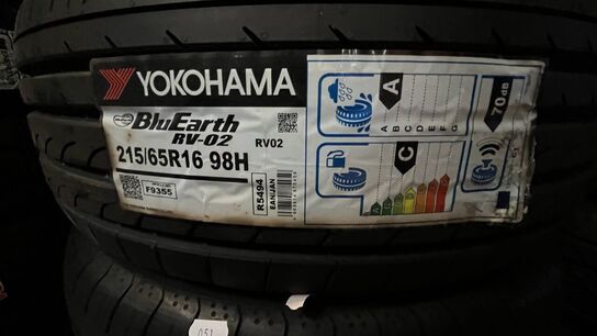 3 Stk. Dæk YOKOHAMA BLUEARTH ES - 215/65 R 16 98 H 